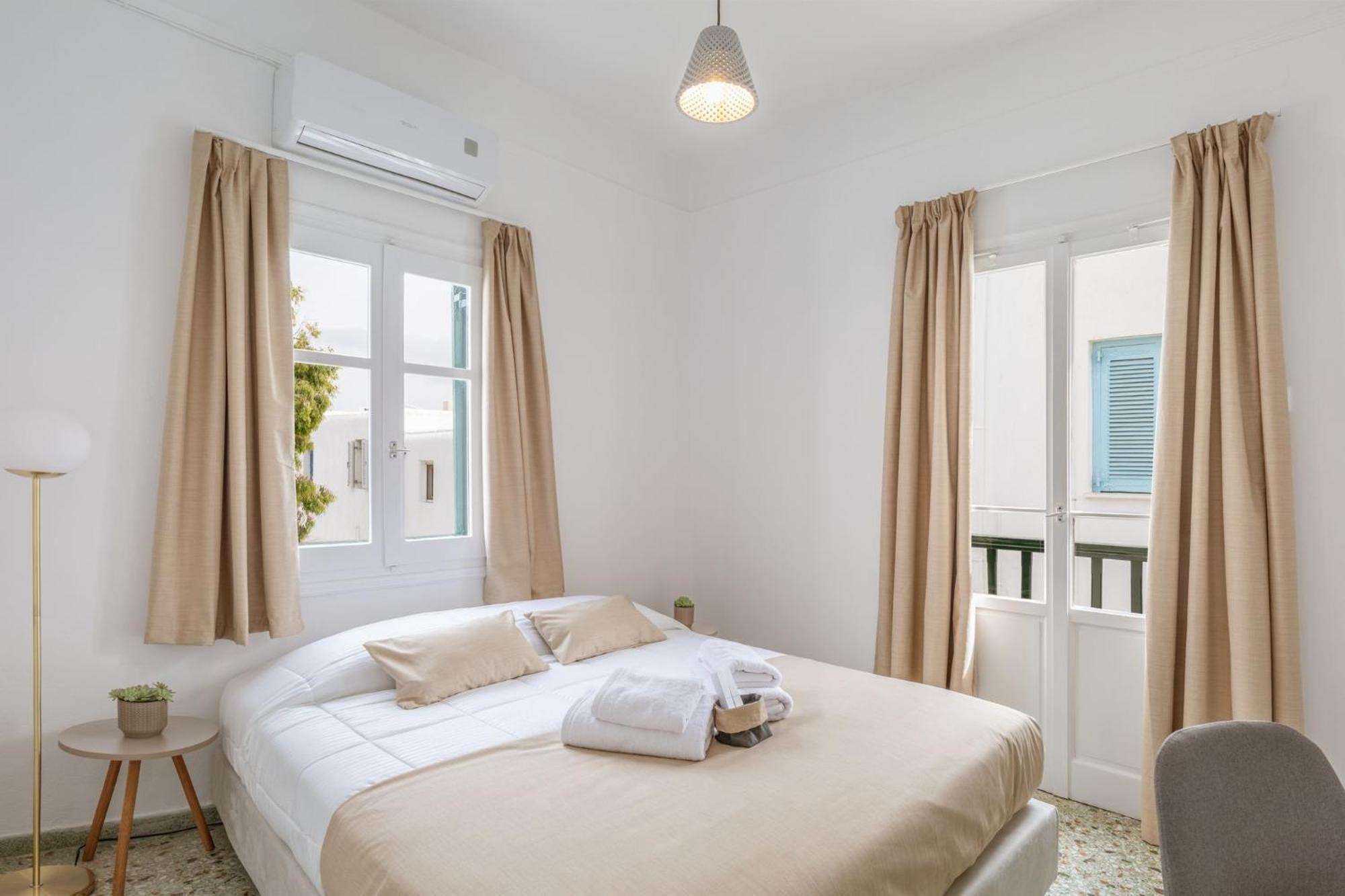 Step Studio Mykonos Town Экстерьер фото